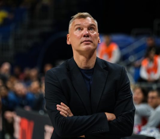 Sarunas Jasikevicius, Fenerbahçe taraftarlarını desteklemeye çağırdı #TSBSL Sarunas Jasikevicius