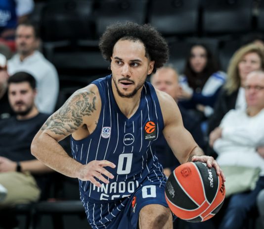 Pablo Laso: “Shane Larkin’e bağımlı bir takım olamayız” Shane Larkin