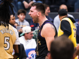 Luka Doncic tarih yazdı: İlk yarıda triple-double!